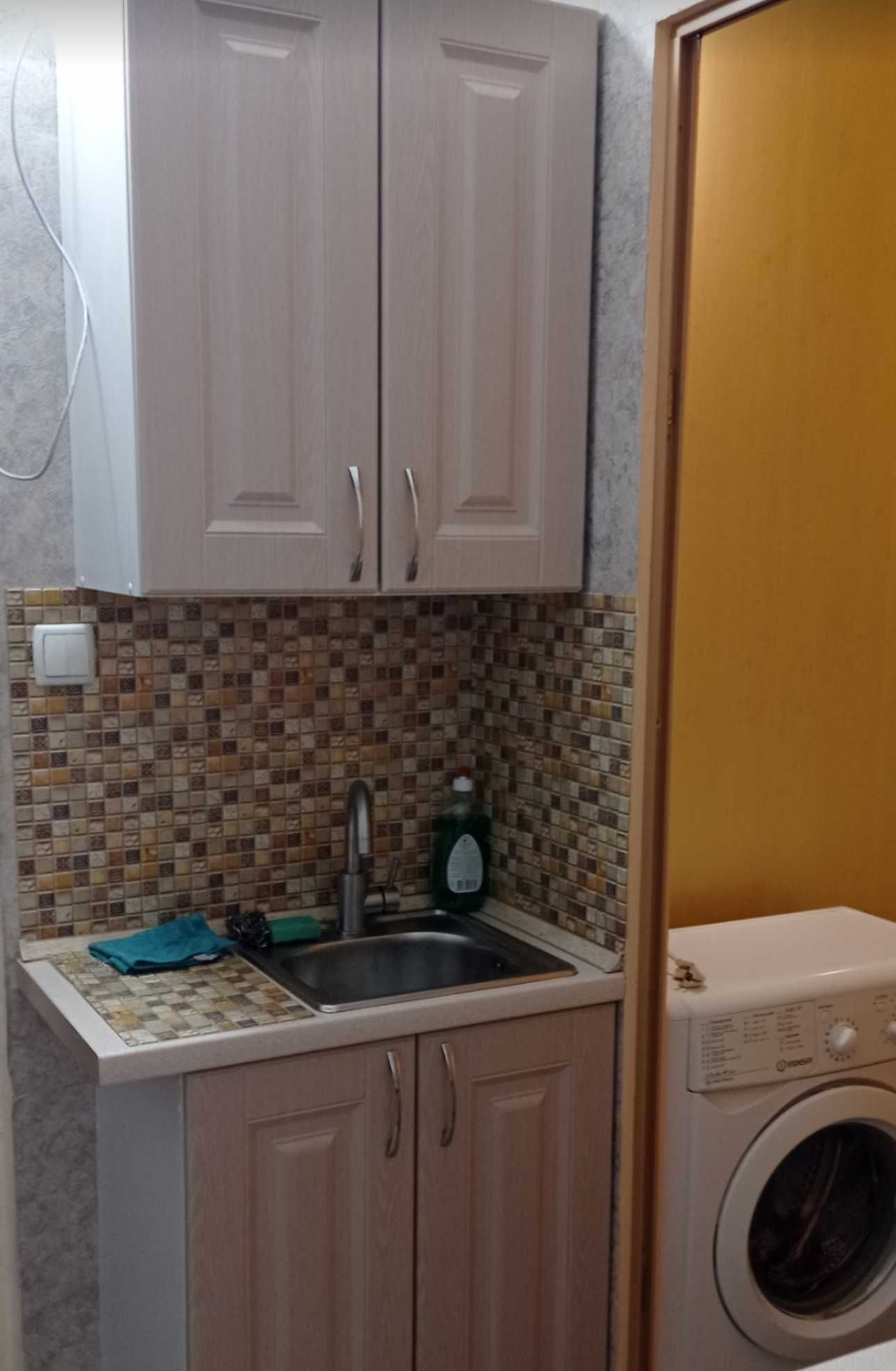 Продам 1 комнатную мини квартру Салтовка г.Харьков метро студенческая
