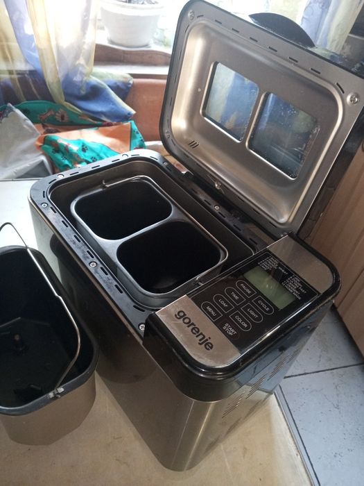 Хлібопіч GORENjE BM 1400 E