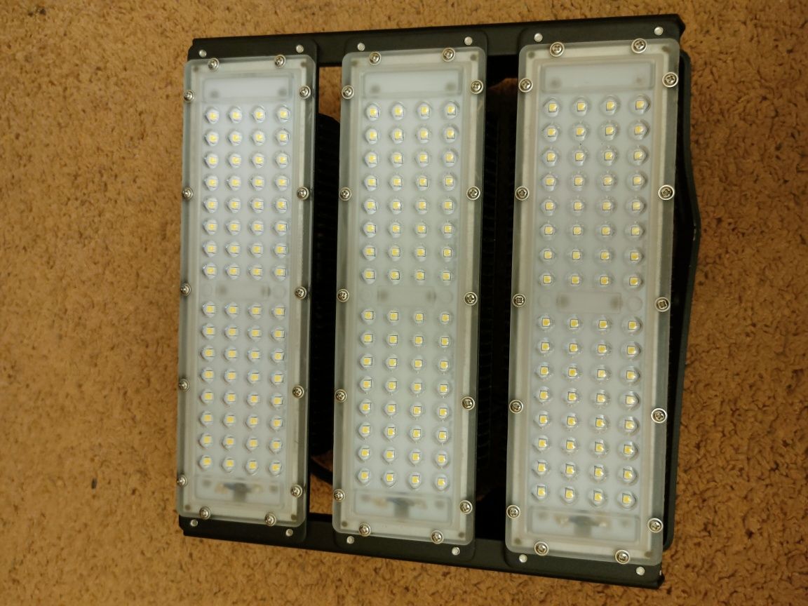 LED прожектор EUROLAMP модульный с открытым радиатором 150W 5000K LED-