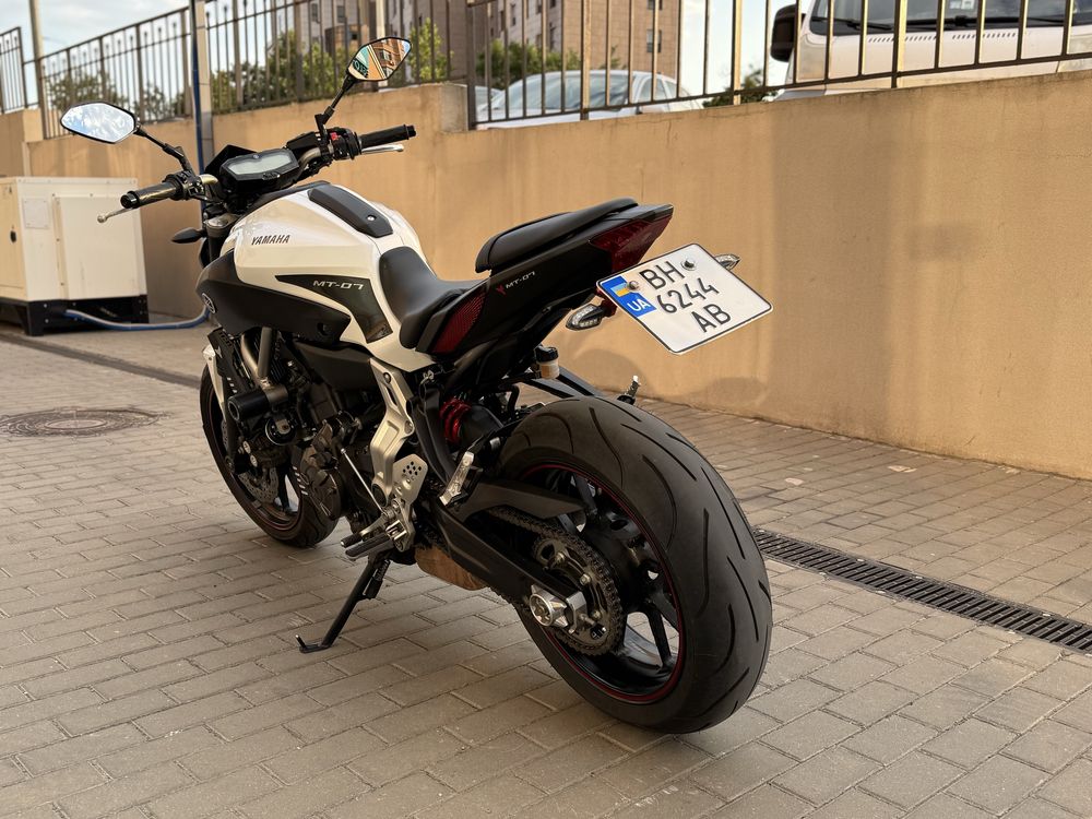 Продам Yamaha MT-07