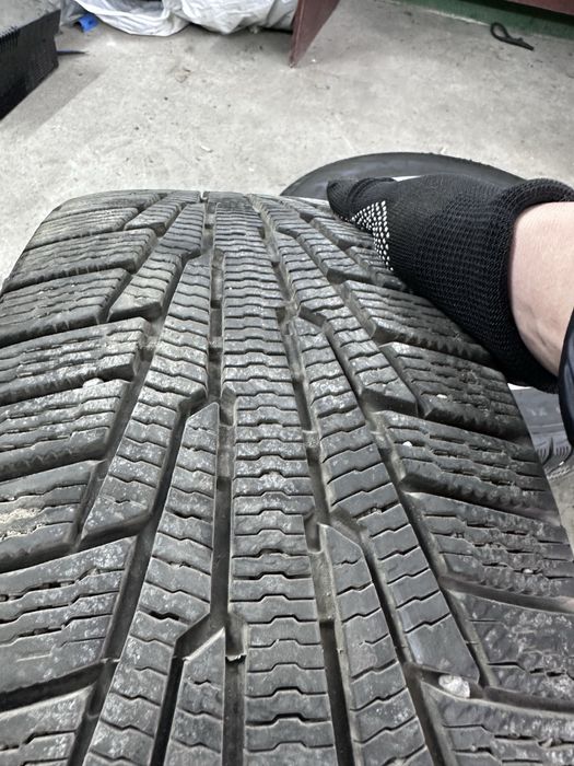 Коплект дисков 5/108/17 с зимней резиной 225/55/17и датчиками