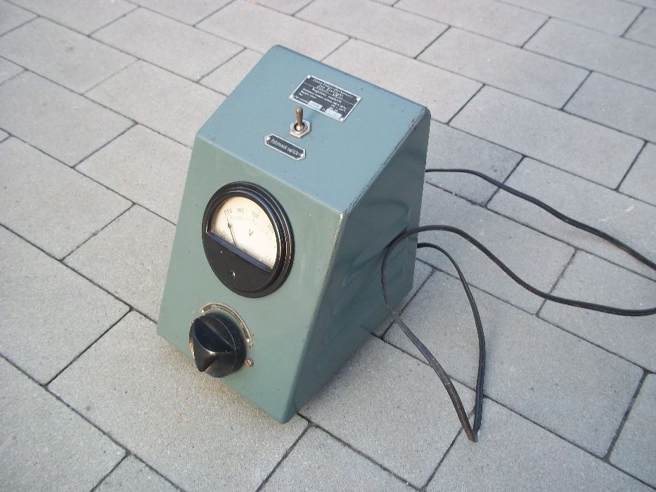 regulator napięcia oryginalny sprawny z 1966 roku jak nowy 6 stopniowy