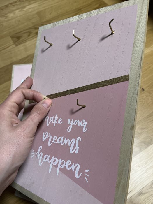 Pojemniki pudelka wieszak na klucze bizuterie