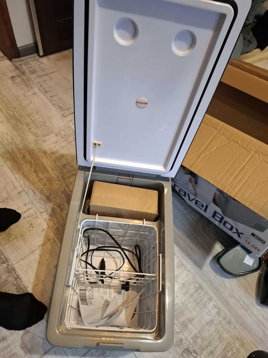 Lodowka turystyczna kompresorowa 12v Indel b tb41