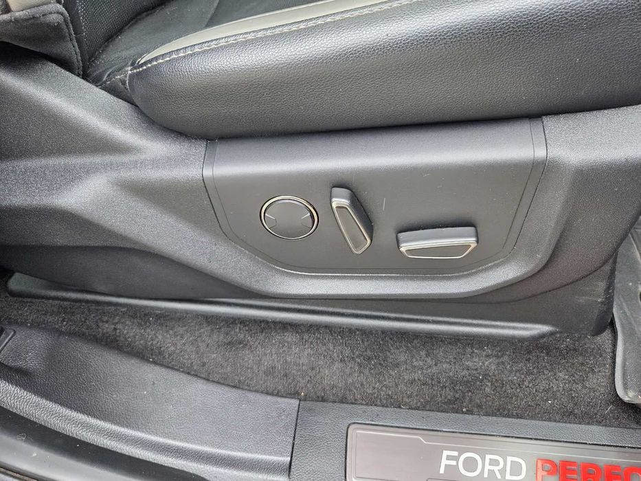 Ford F-150 Raptor      2018