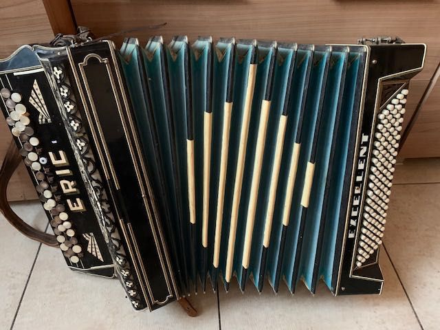 Akordeon guzikowy HAGSTROM EXCELLENT 120 basów UNIKAT kolekcjonerski