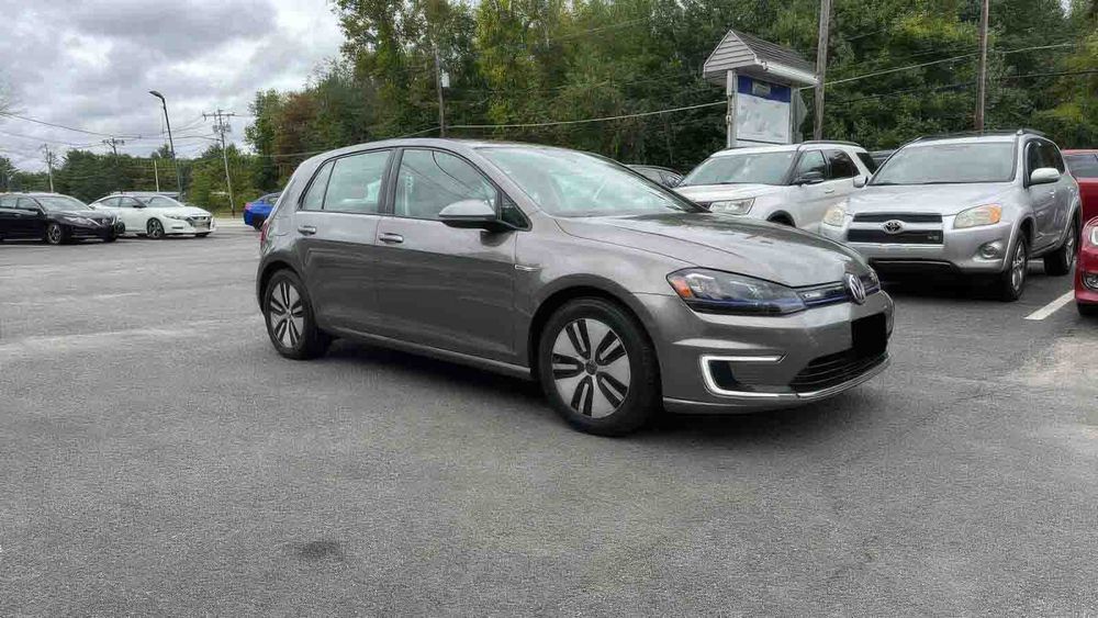 Volkswagen e-Golf SEL Premium      2015