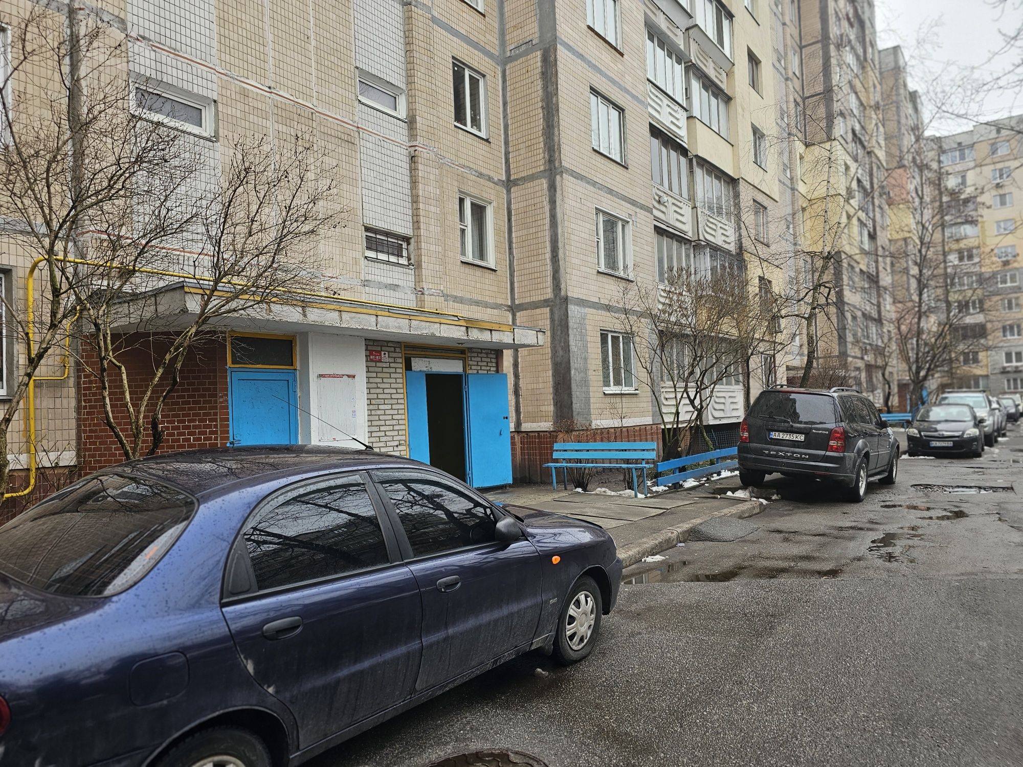 Трикімнатна квартира в Києві