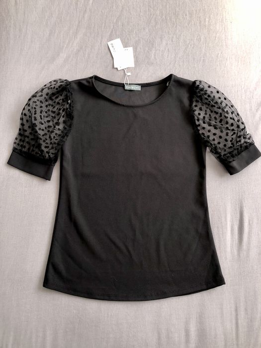 Blusa manga curta transparente com bolinhas