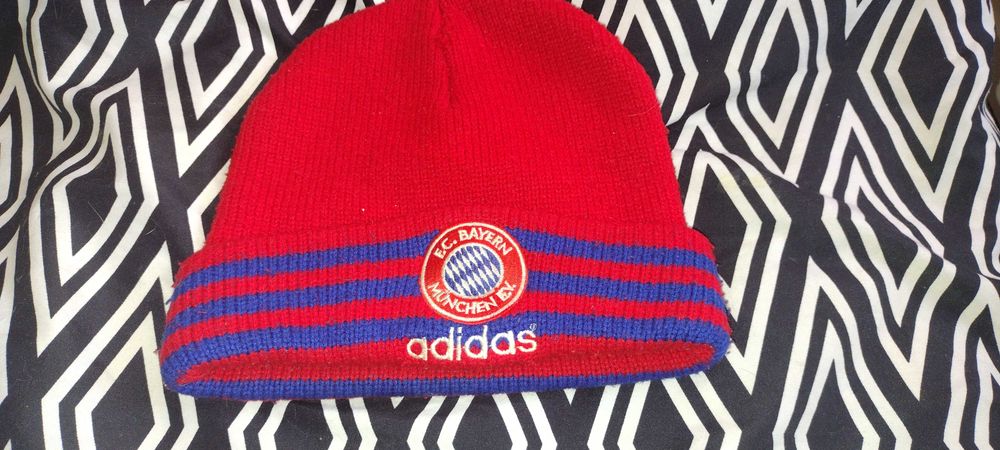 Czapka jesienno zimowa Adidas Bayern Monachium