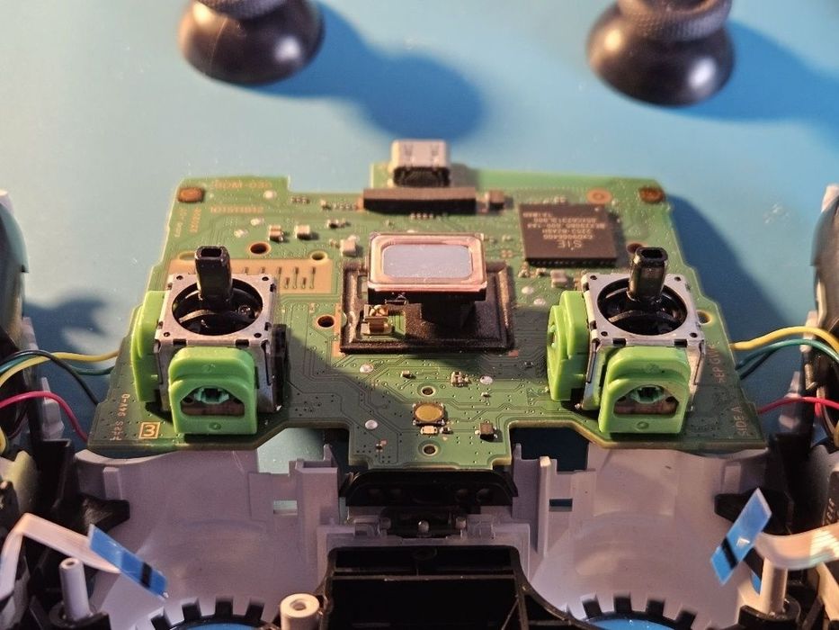 [PS5 DUALSENSE] Analogi Hall V2 Favor Union 2509 / Naprawa