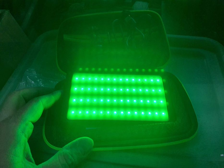 Lampa rgb prfom r100