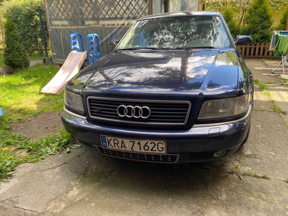 Audi A8 D2 2.8 V6