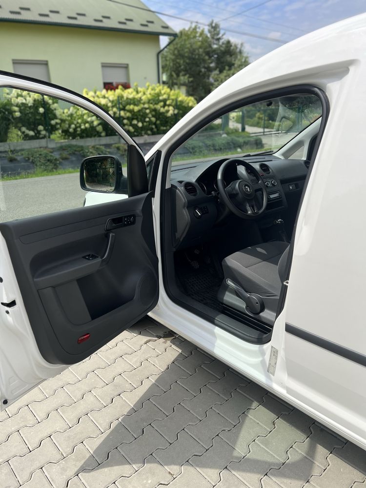 VW Caddy 2014 FV23%