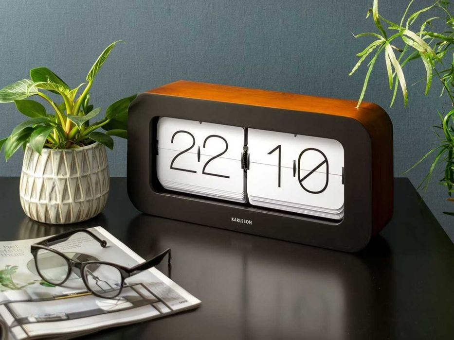 Zegar Karlsson Matiz klapkowy Bamboo