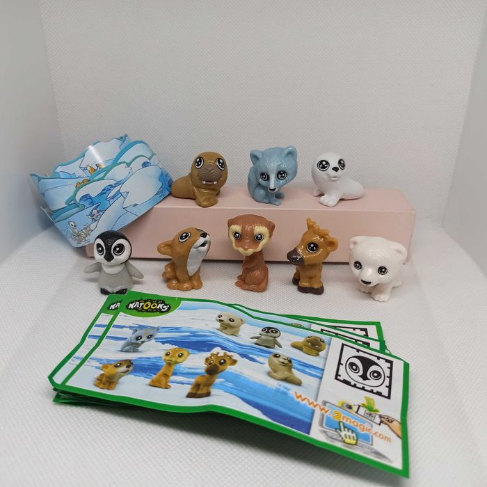 Тварини, дитинчата, фігурки Кіндер Натунс