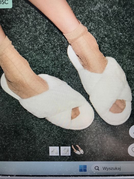 Kapcie Winter Embrance