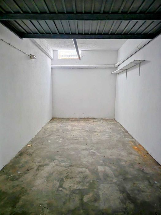 Aluga-se Garagem LER DESCRIÇÃO