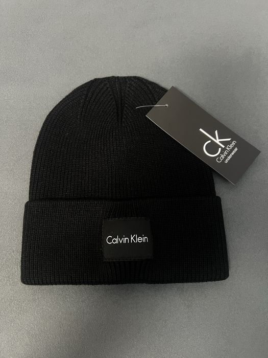 Чоловіча чорна шапка біні Calvin Klein / BOSS / CK