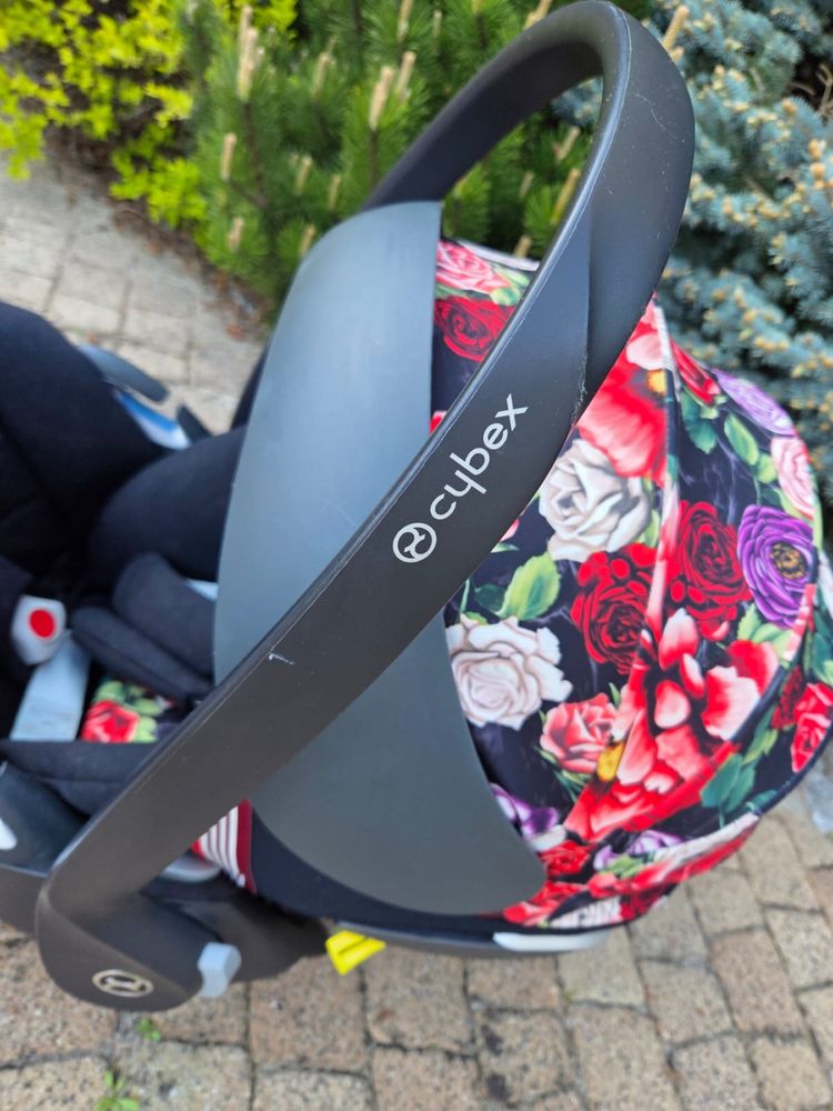 Wózek Cybex Priam 2.0 gondola + spacerówka + nosidełko