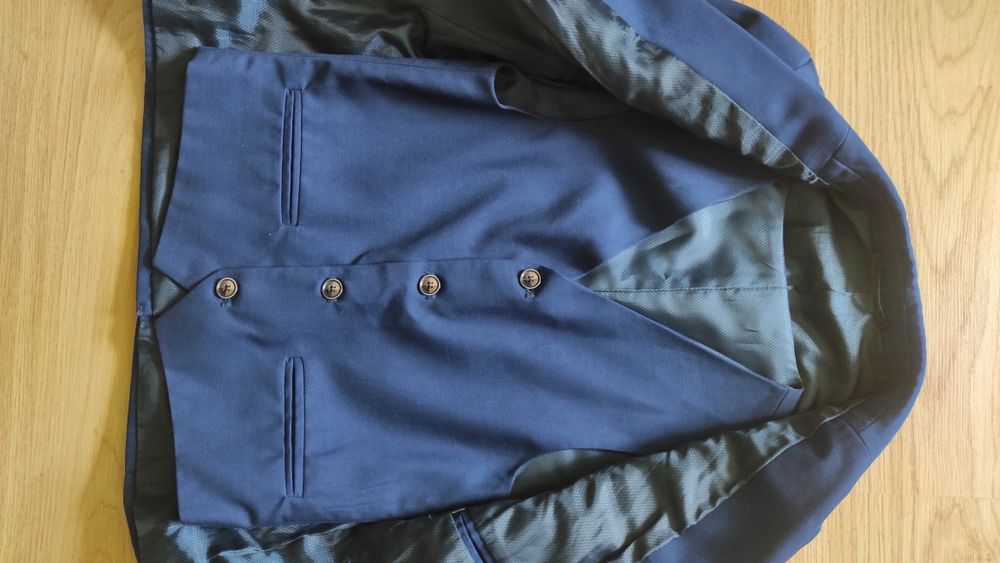 Піджак шкільний з желеткою для хлопчика на 9років