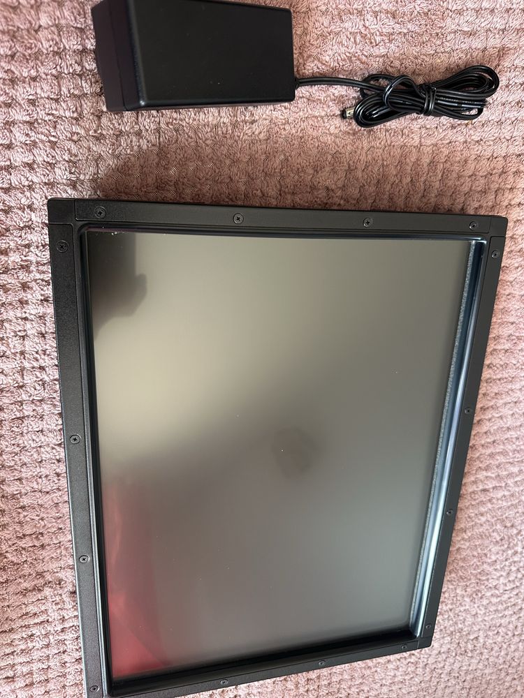 Elo Solutions 1590L 15 cali HDMI do sklepu itp Multi-touch NOWY MODEL