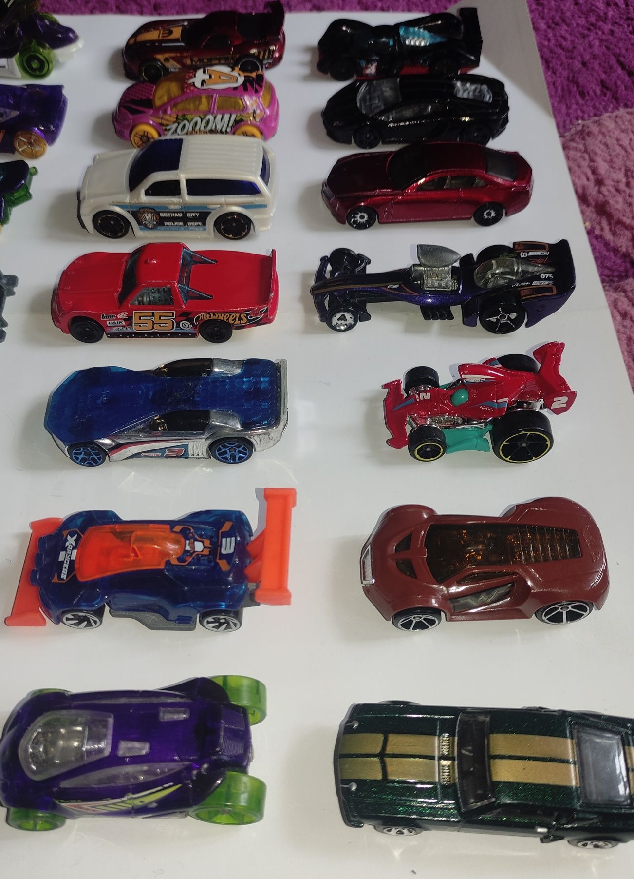 Машинки Hot Wheels
