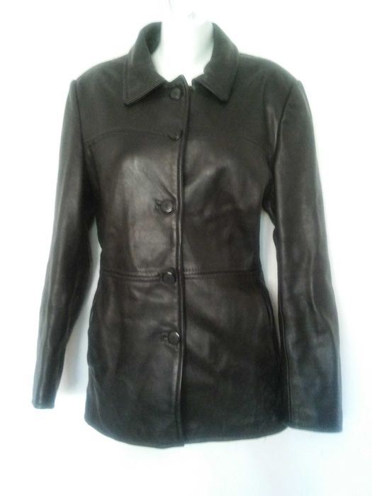 Czarna klasyczna skorzana kurtka r.40