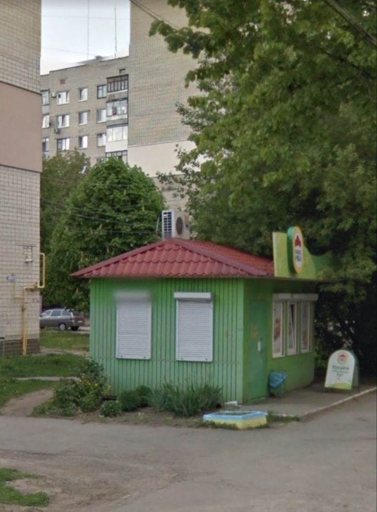 Сдается первая линия одельно стоящие здание