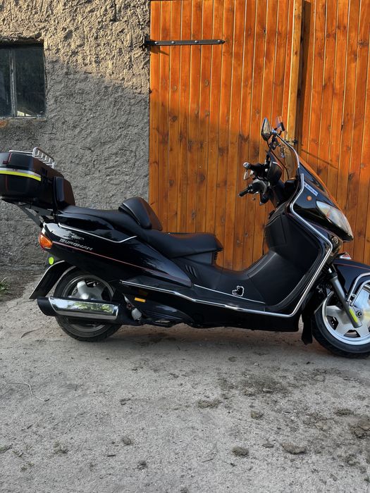 Suzuki burgman 250 super stan