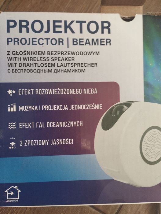 Projektor z głośnikiem