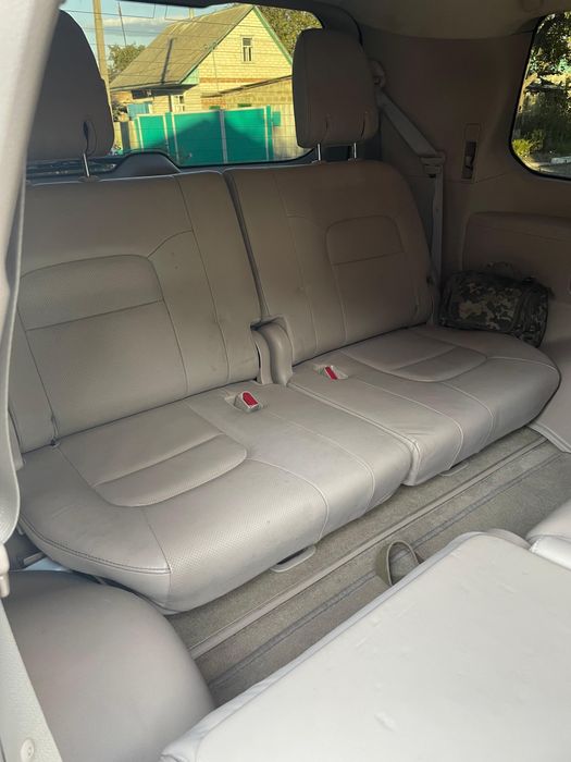 Toyota Land Cruiser 200