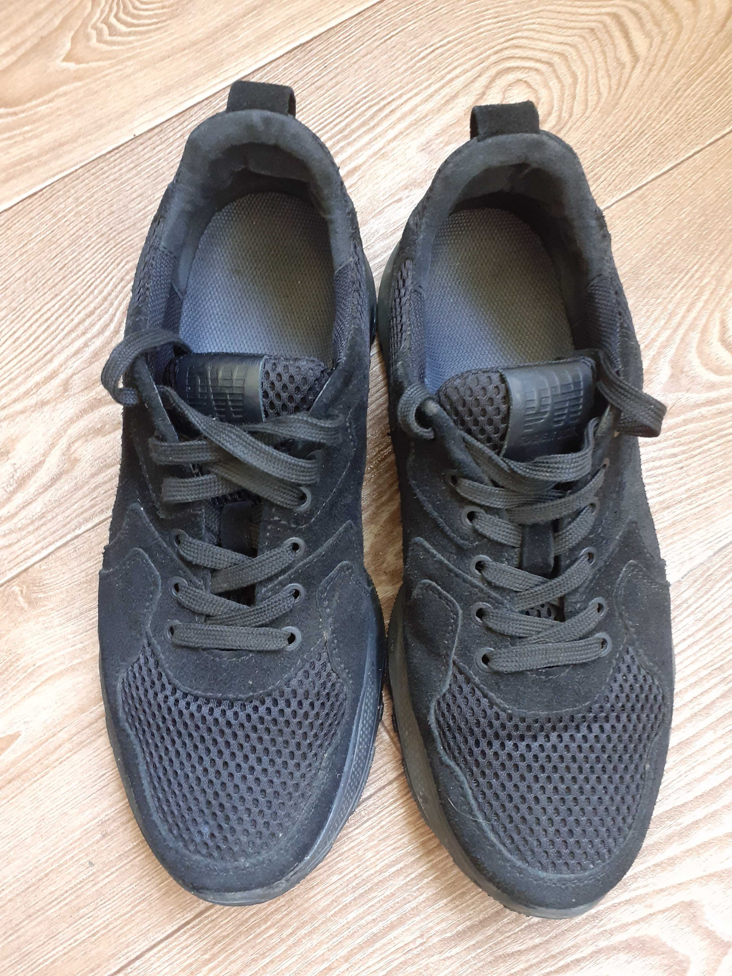 Мужские кроссовки 42 размер мужская обувь