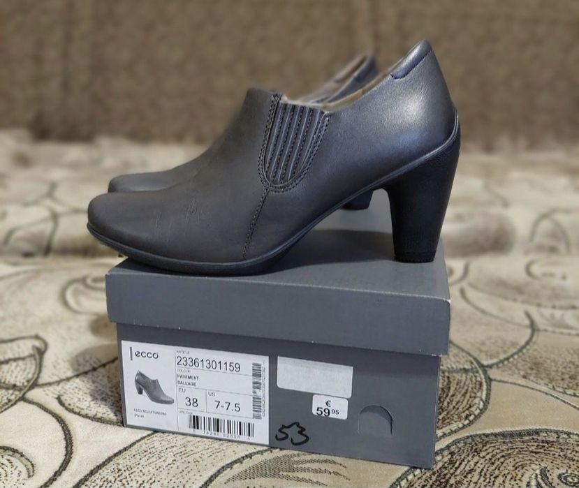 Демісезонні сапожки, ботільони Ecco Sculpture 65. Оригінал. 38 розмір.