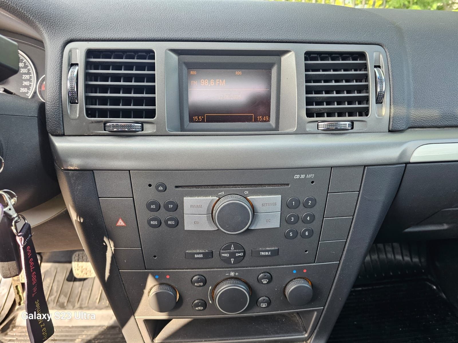 Vectra 1,8 2007r sedan z Niemiec