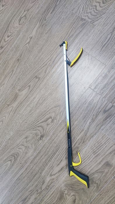 Pinça para apanhar objectos do chao