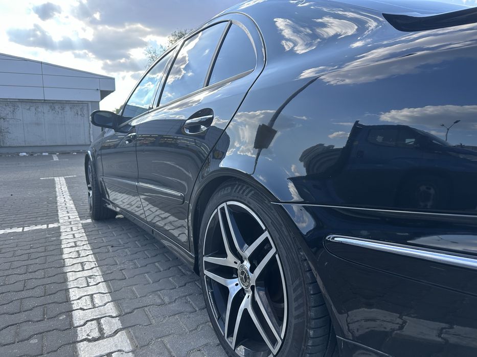 Продам w211 e320 cdi