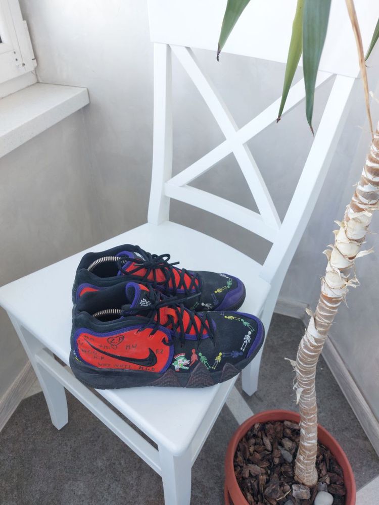 Кросівки Nike Kyrie 4