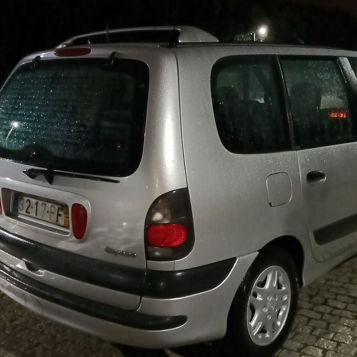 Renault Grand Espace 2.2 DT -  7 lugares, couro, distribuição nova etc