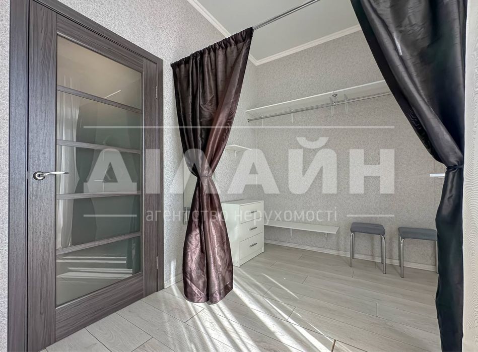 Краща пропозиція! 2кімн. квартира  у закритому комплексі. Центр міста!