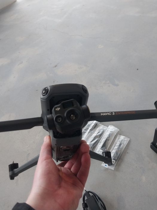 Продам Dji Mavic 3t