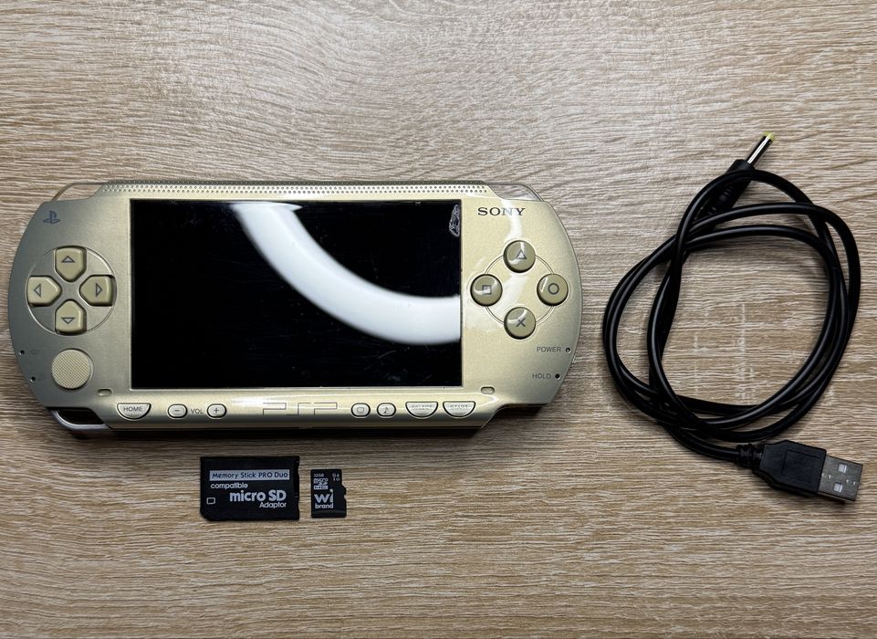 Портативная игровая приставка консоль Sony PlayStation PSP 1000 32gb