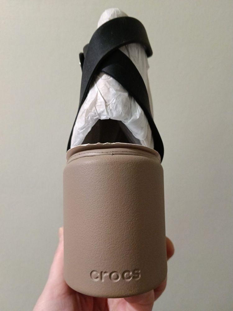 Босоніжки Crocs Brooklyn