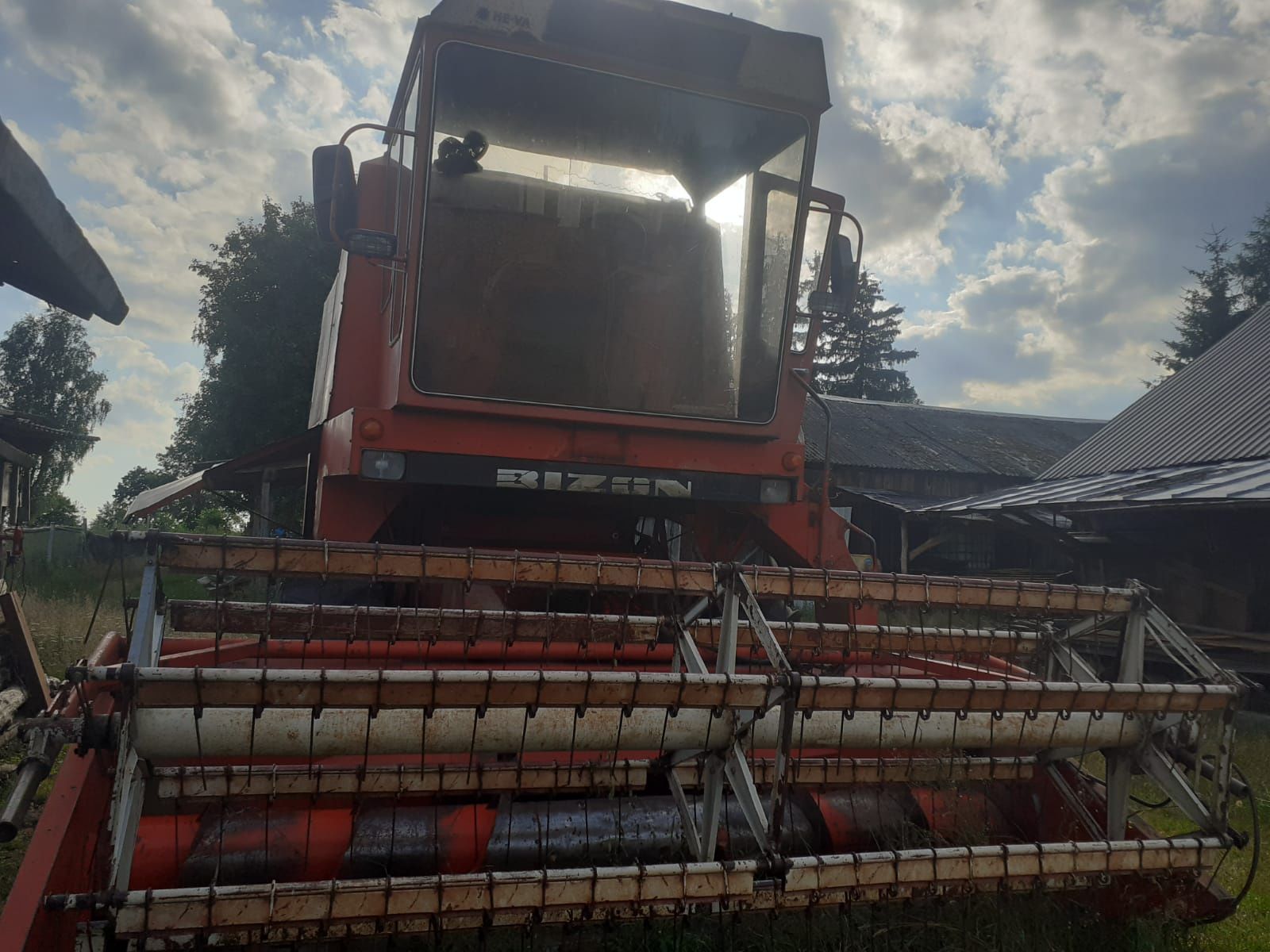 Kombajn zbożowy Bizon 5040 na części lub w całości