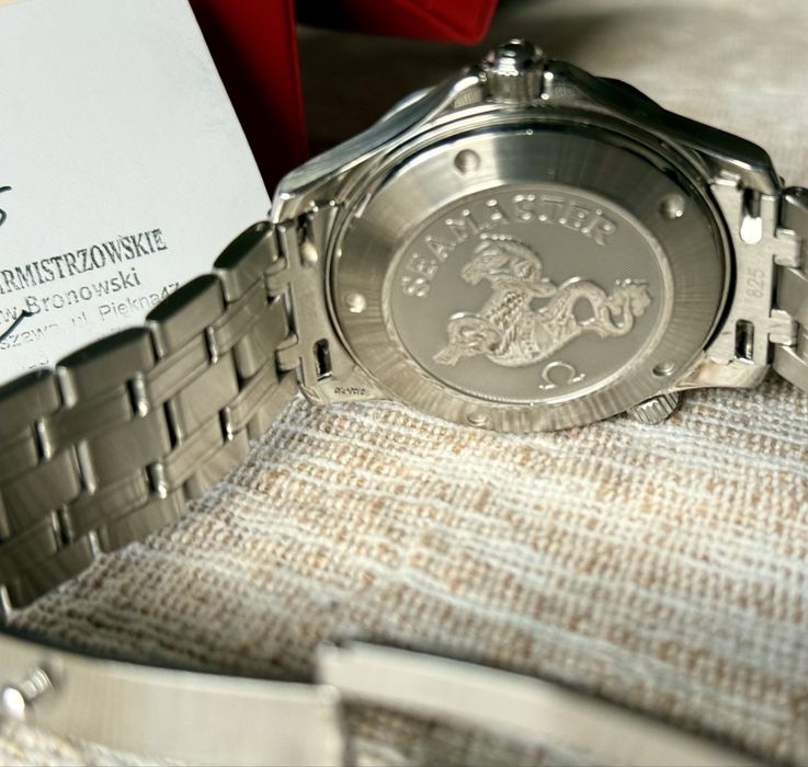 Omega Seamaster ( Bond, Casino Royale)