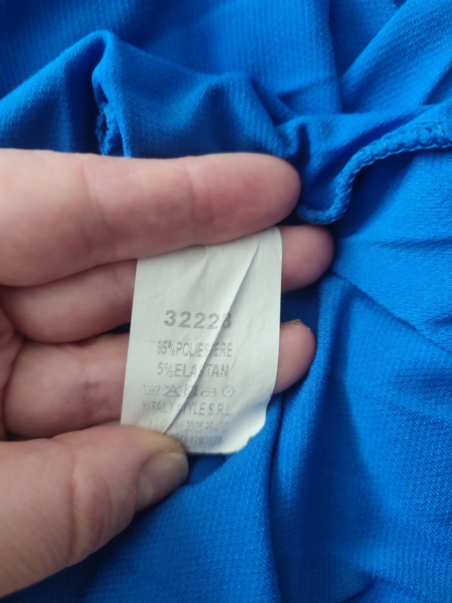Продам платье цвета ультрафиолет