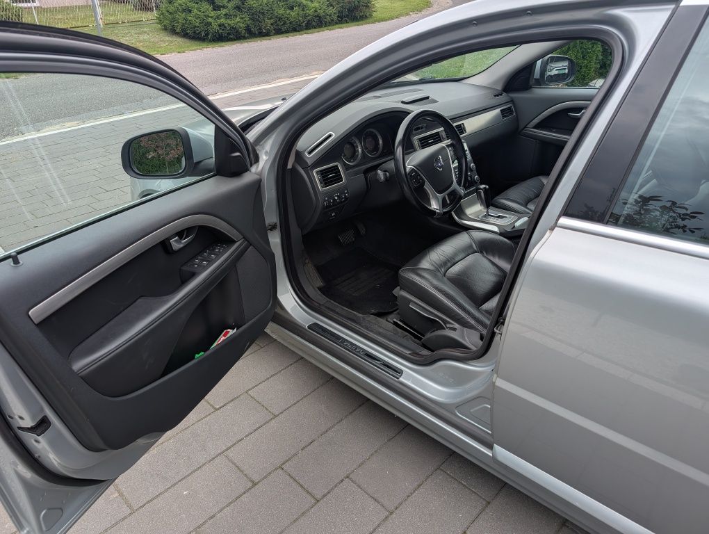 Volvo V70 2011 D3 163KM 5 cylindrów wersja Momentum