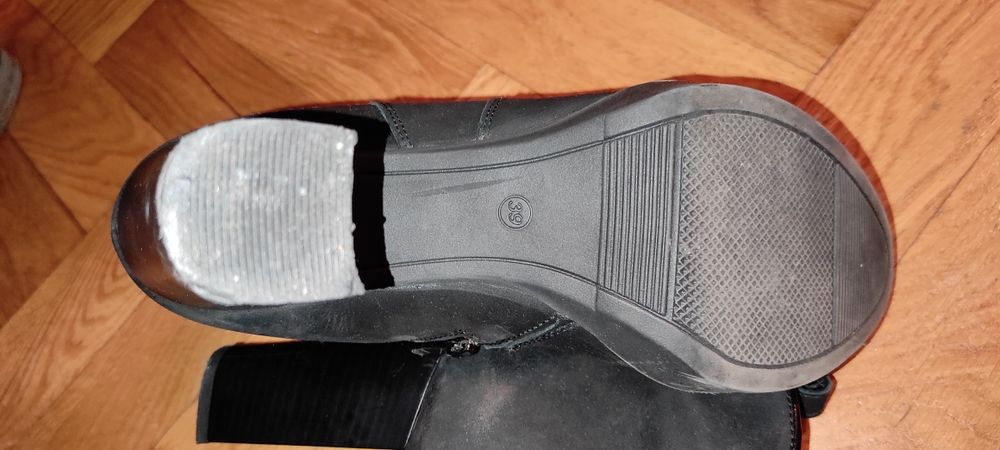 Kozaki Lasocki rozmiar 39