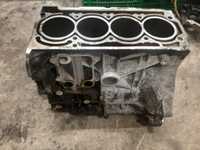 Блок циліндрів мотор розбор  BAG 1.6 FSI Touran Passat B6 SKODA Audi