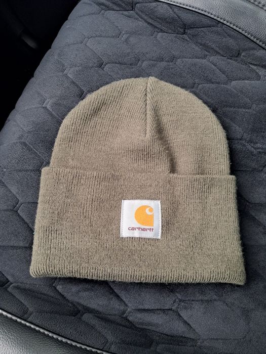 Шапка Carhartt та Oakley